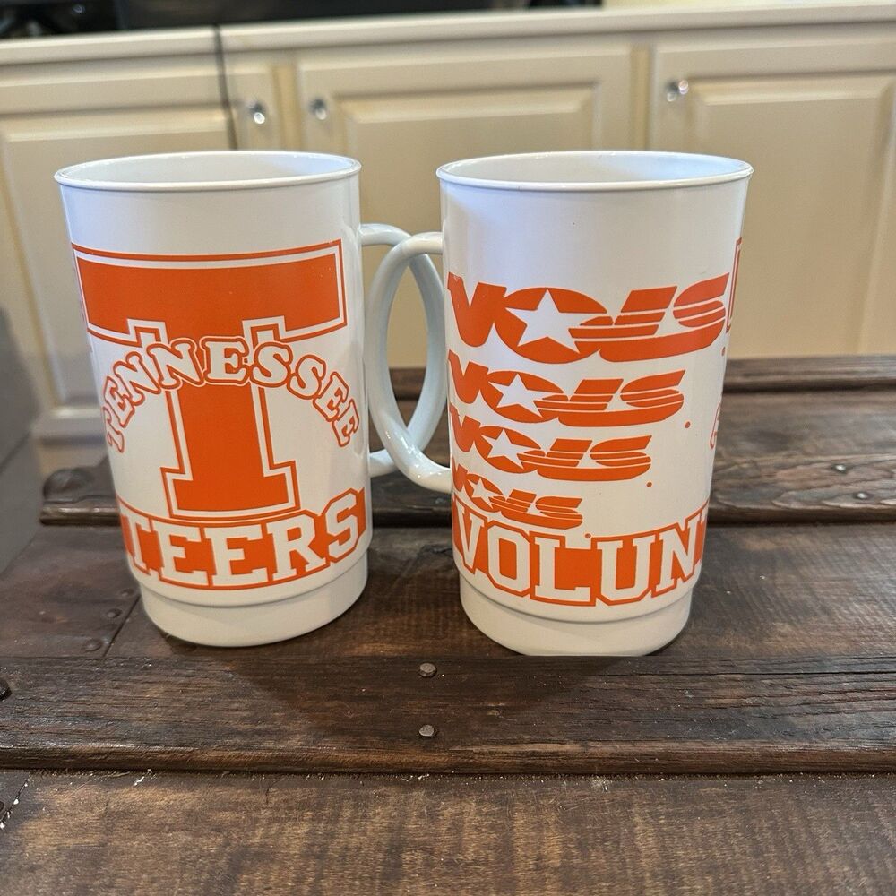 Vintage Tennessee Volunteers Vols 30 Oz Mug football cup Lot Of 2